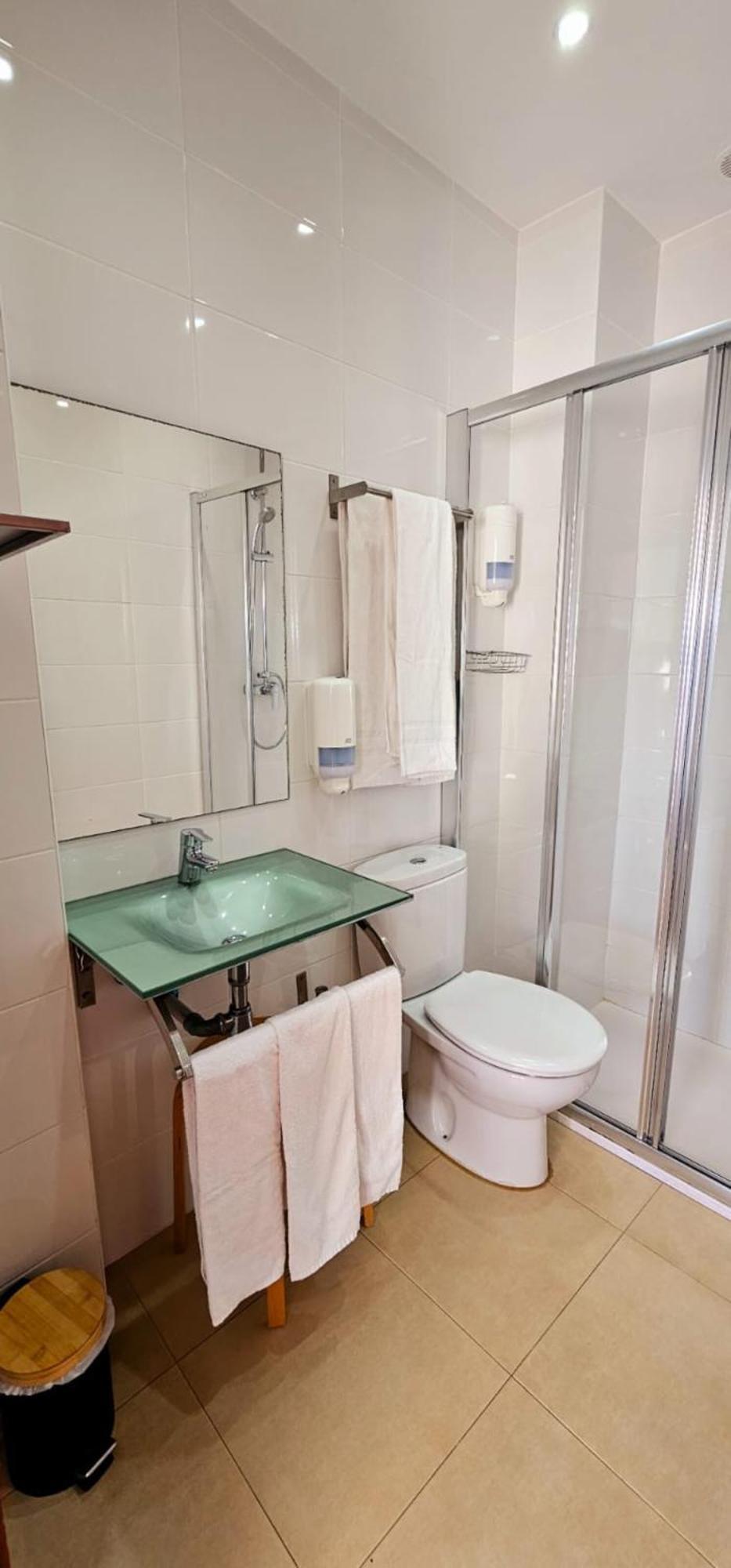 Hotel Artxanda Bilbao, Parking Gratuito En El Exterior Junto Al Hotel (Adults Only) Екстер'єр фото