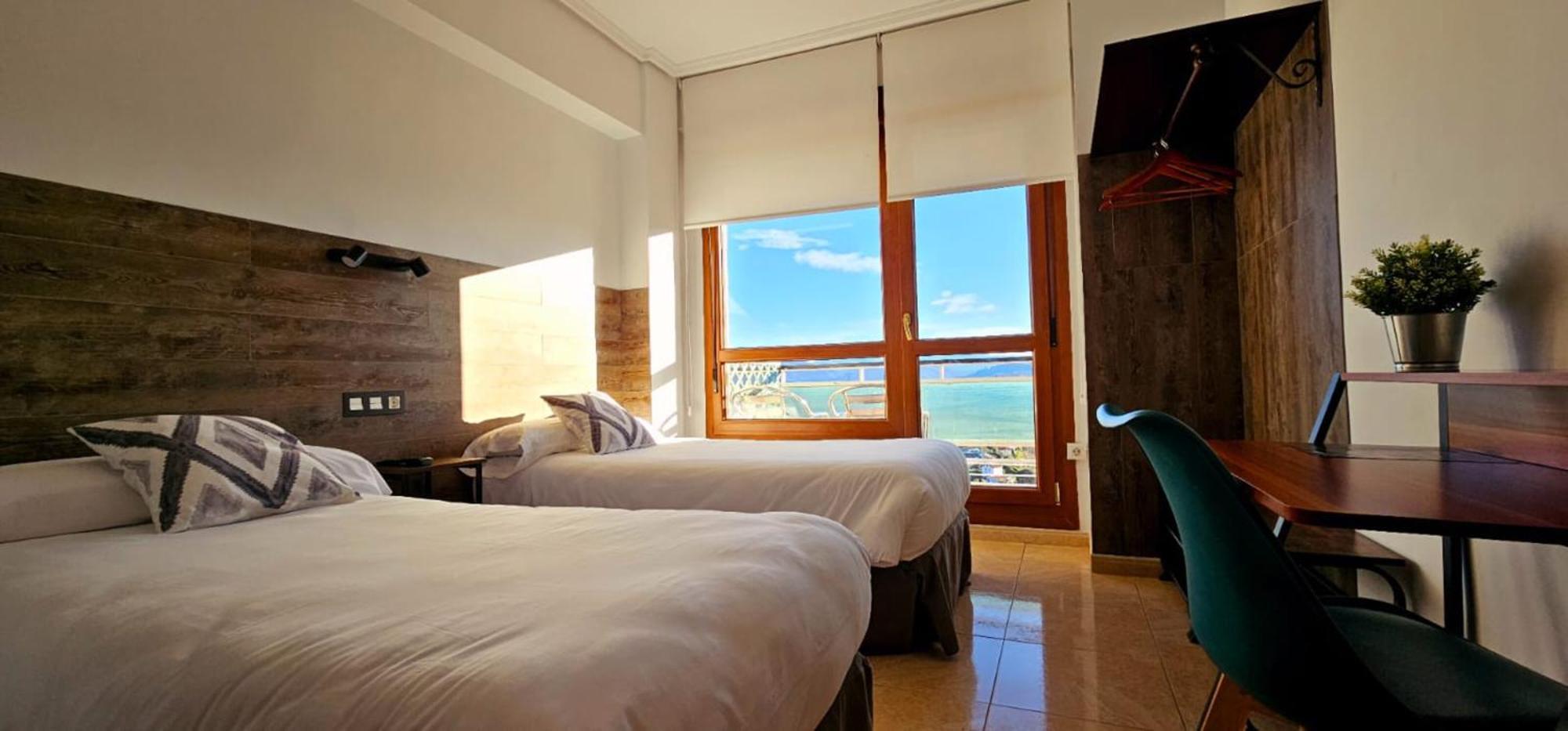 Hotel Artxanda Bilbao, Parking Gratuito En El Exterior Junto Al Hotel (Adults Only) Екстер'єр фото