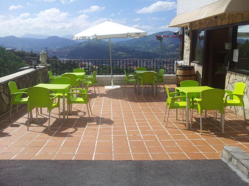 Hotel Artxanda Bilbao, Parking Gratuito En El Exterior Junto Al Hotel (Adults Only) Екстер'єр фото