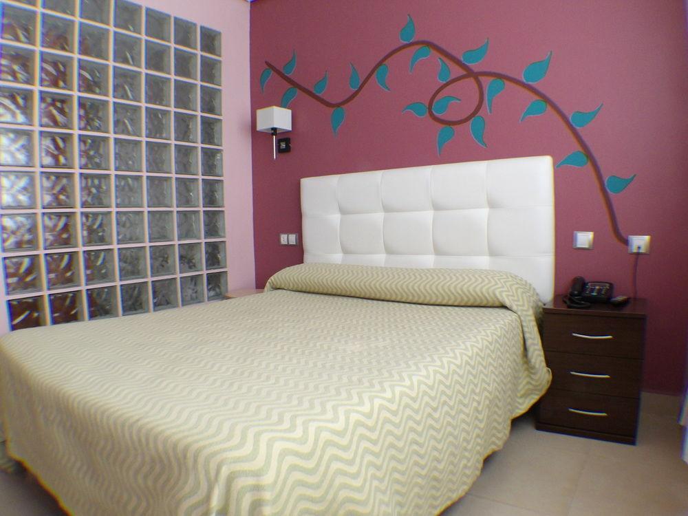 Hotel Artxanda Bilbao, Parking Gratuito En El Exterior Junto Al Hotel (Adults Only) Екстер'єр фото
